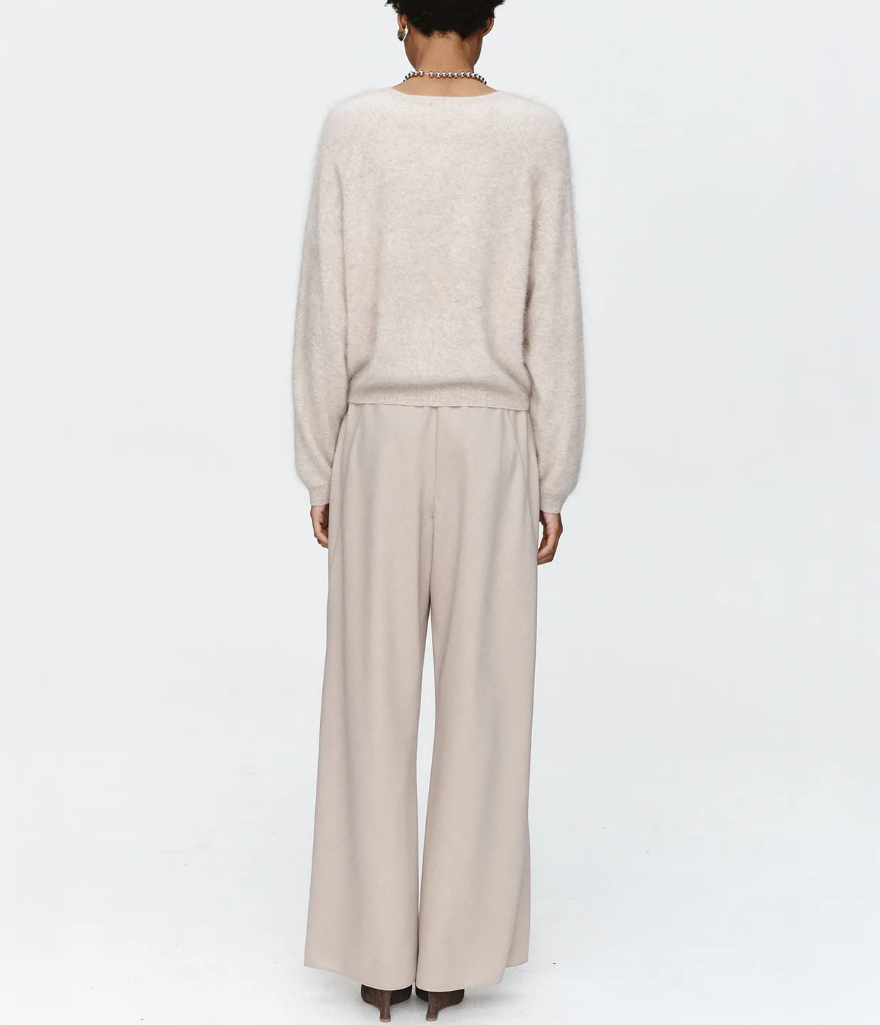 Alicia Pant in Sesame