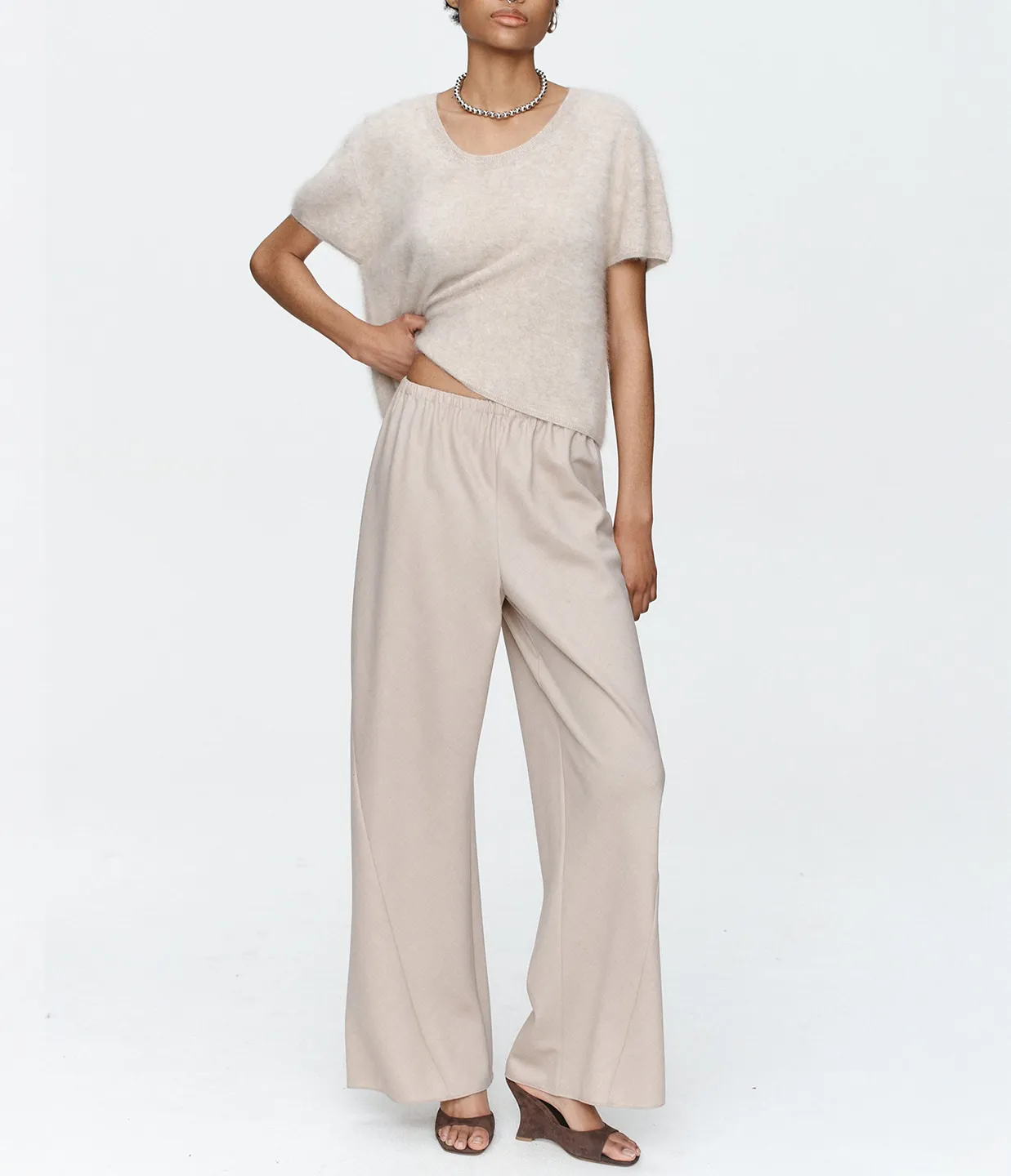 Alicia Pant in Sesame