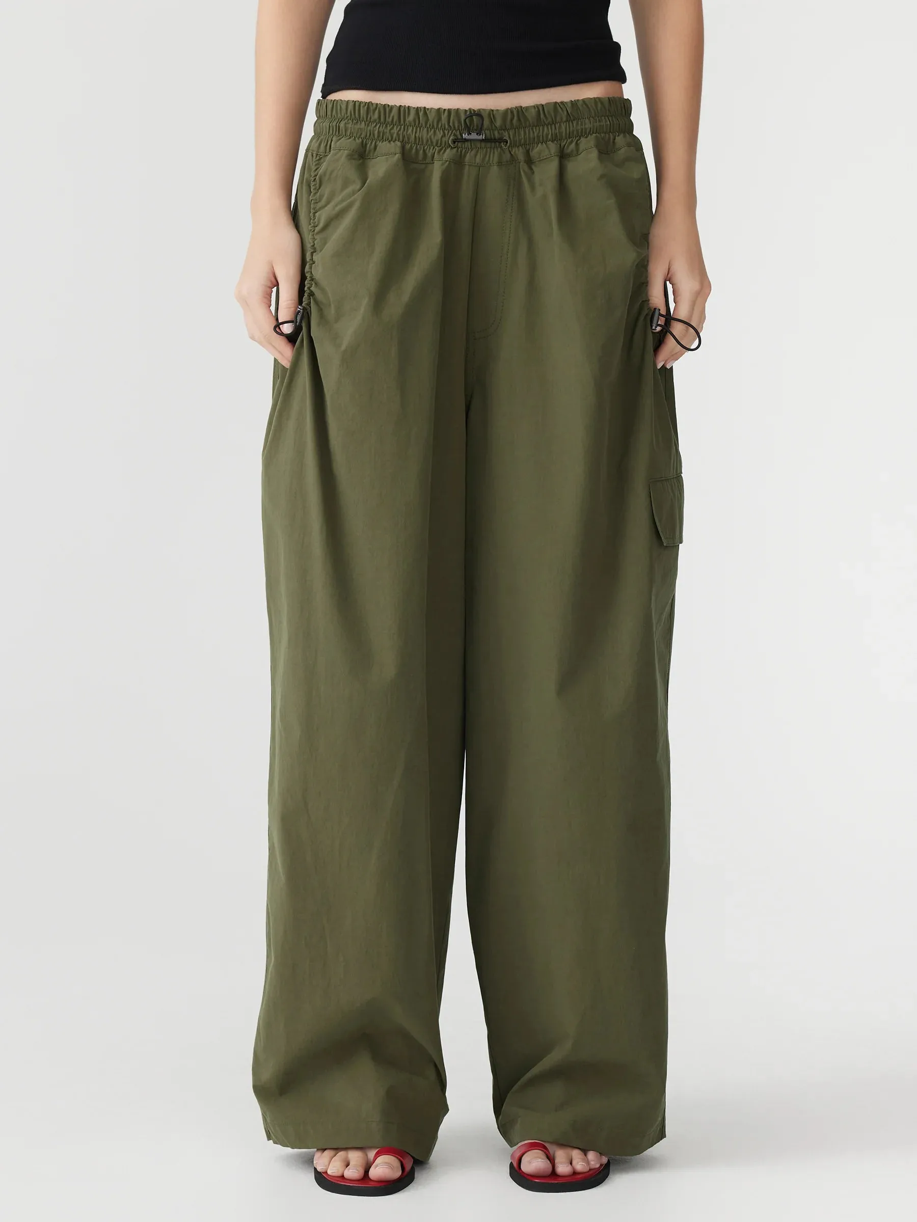 Bassike Crushed Cotton Hiker Pant in Khaki