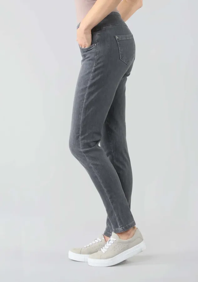 Betty Denim 5 Pocket 30" Slim
