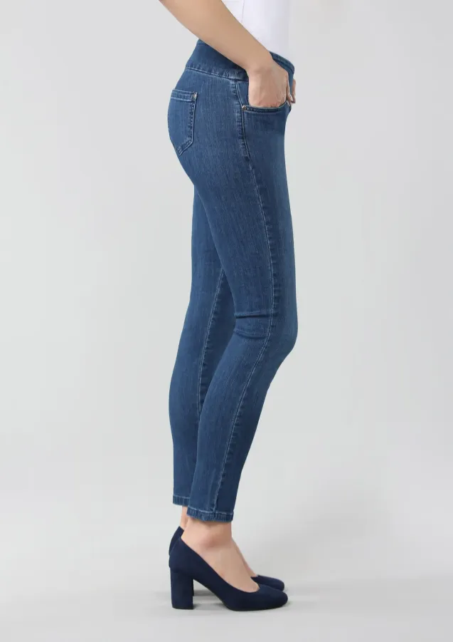 Betty Denim 5 Pocket 30" Slim
