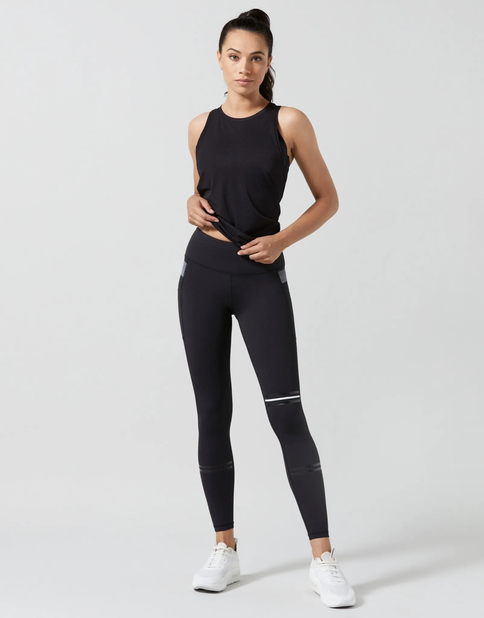 Kendall - Black.