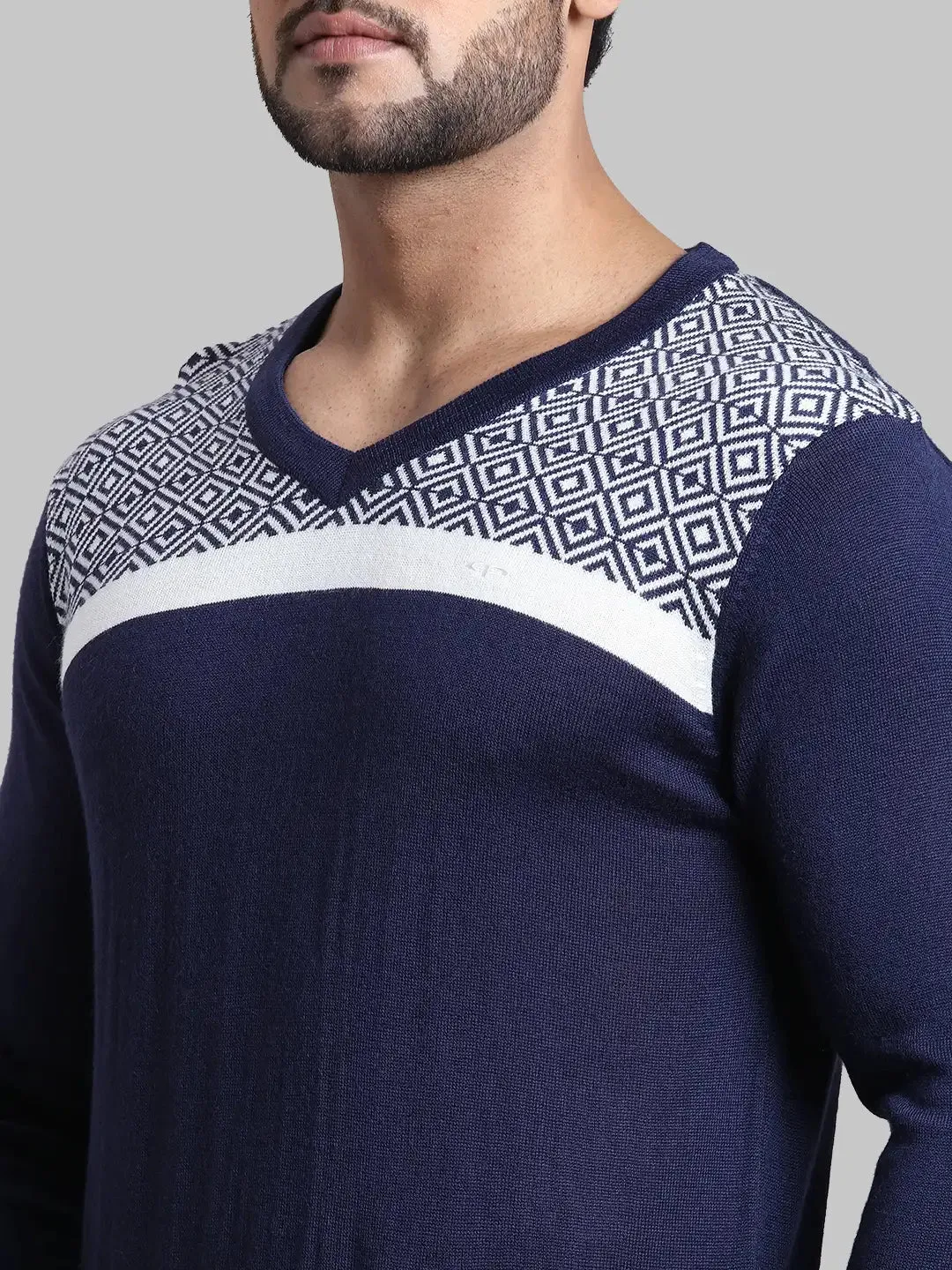 Men Black Tailored Fit Jacquard Acrylic Wool Blend Full Sleeve V Neck Collar Sweaters