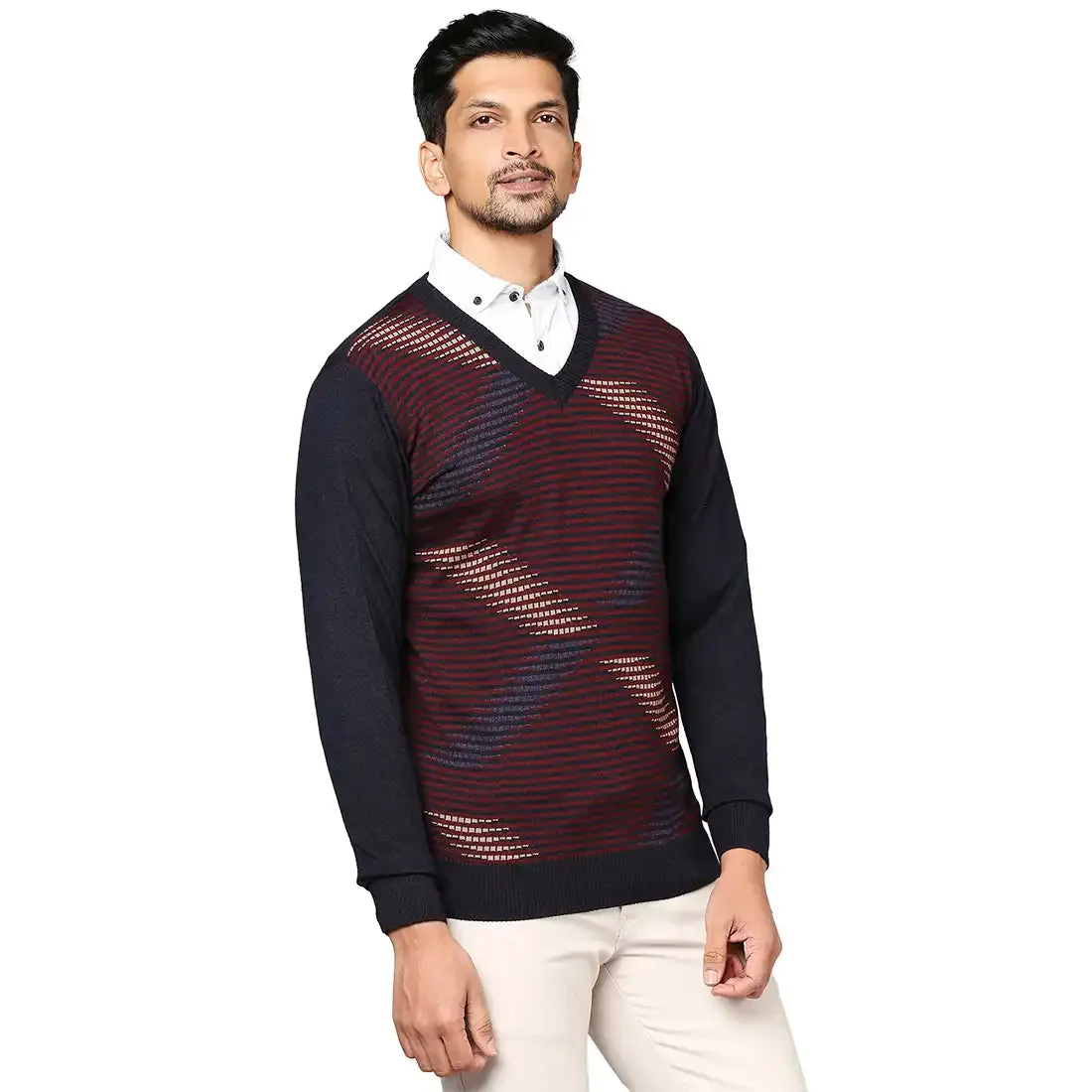 Men Grey Intarsia Wool Blend Full Sleeve V Neck Collar Sweaters