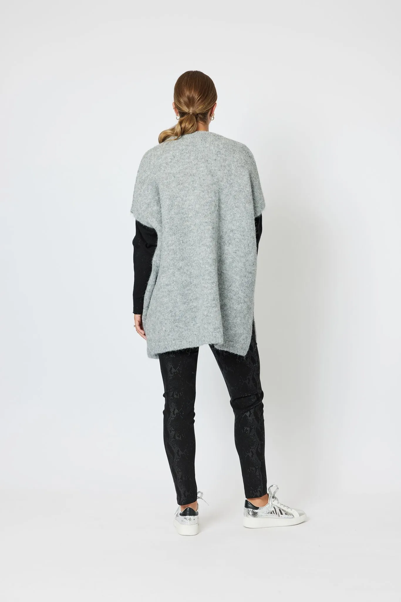 Verona Zip Through Vest | Silver Marle